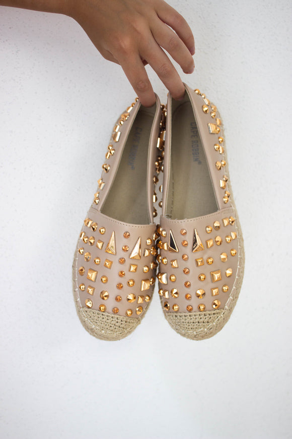 Zapatos - Alpargatas con estoperoles Rose Gold Cape Robbin